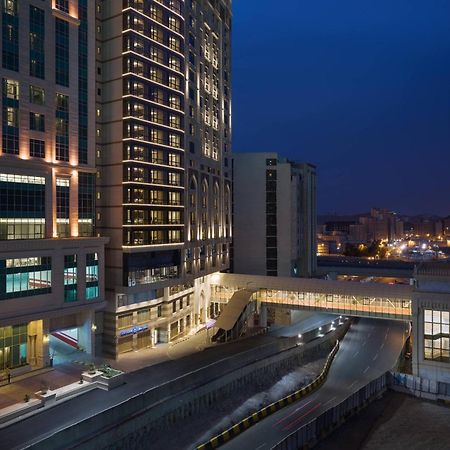 Sheraton Makkah Jabal Al Kaaba Hotel Мека Екстериор снимка The Ritz-Carlton, Riyadh