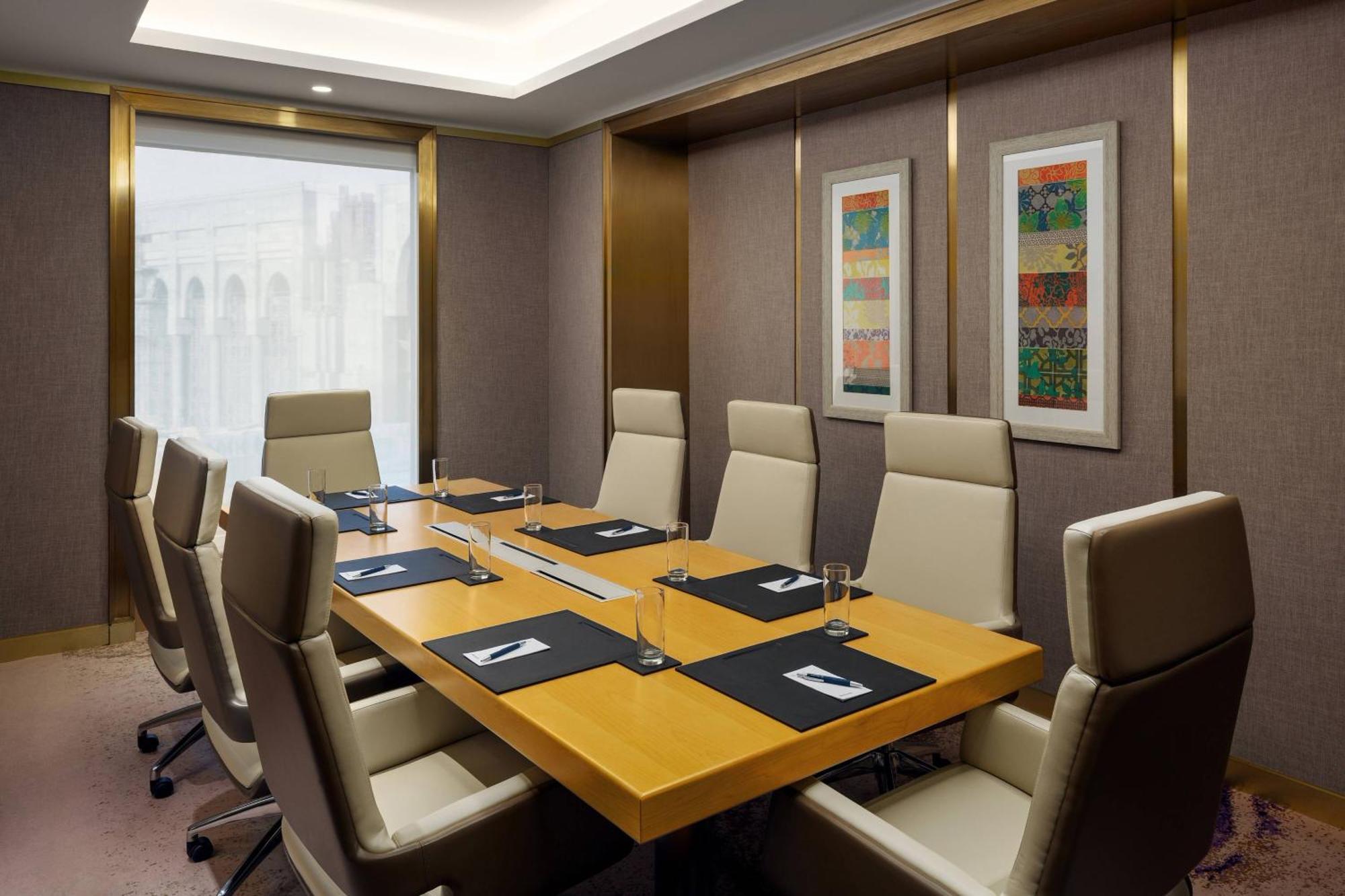 Sheraton Makkah Jabal Al Kaaba Hotel Мека Екстериор снимка Boardroom at the Conrad Dubai